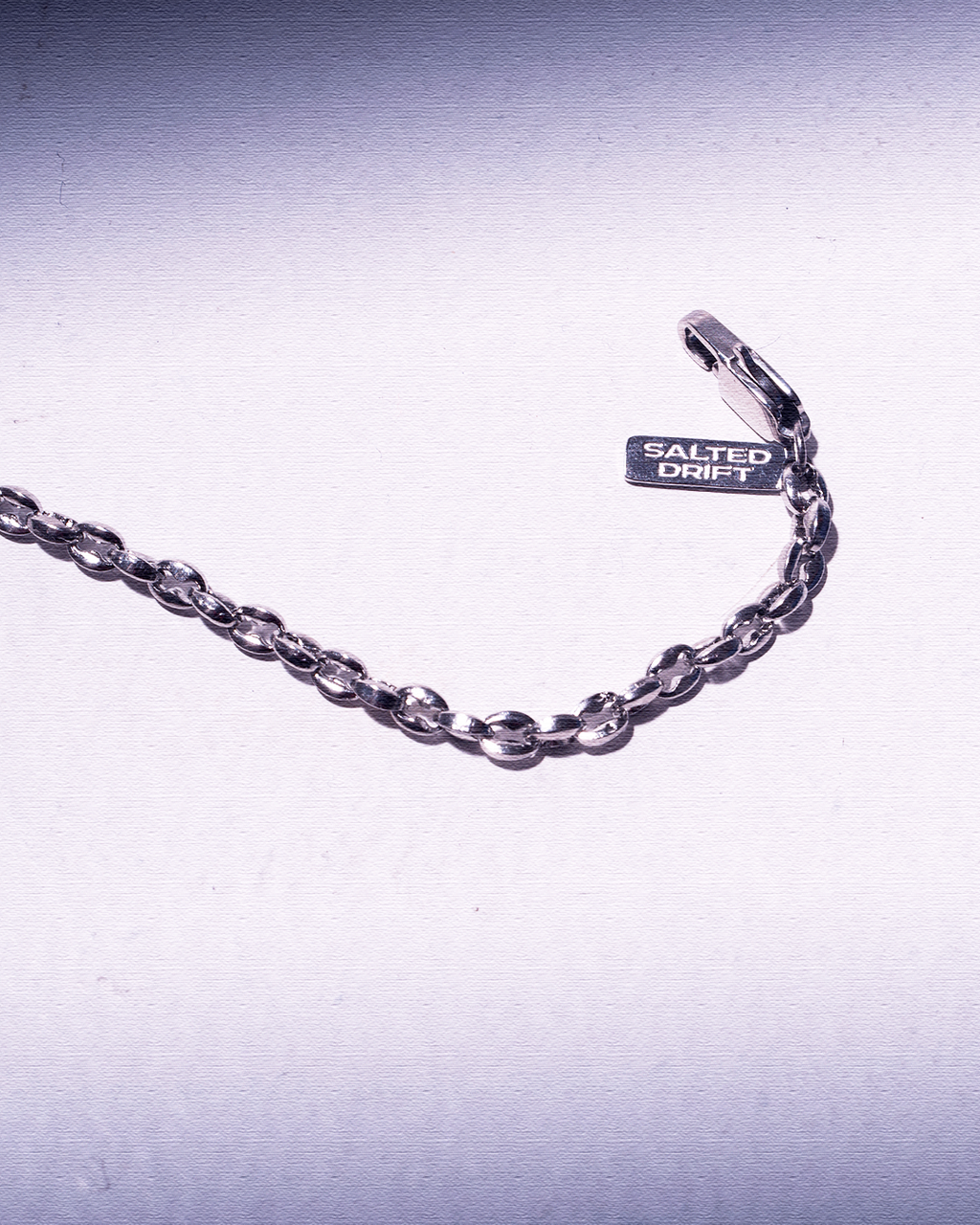 FANGS NECKLACE